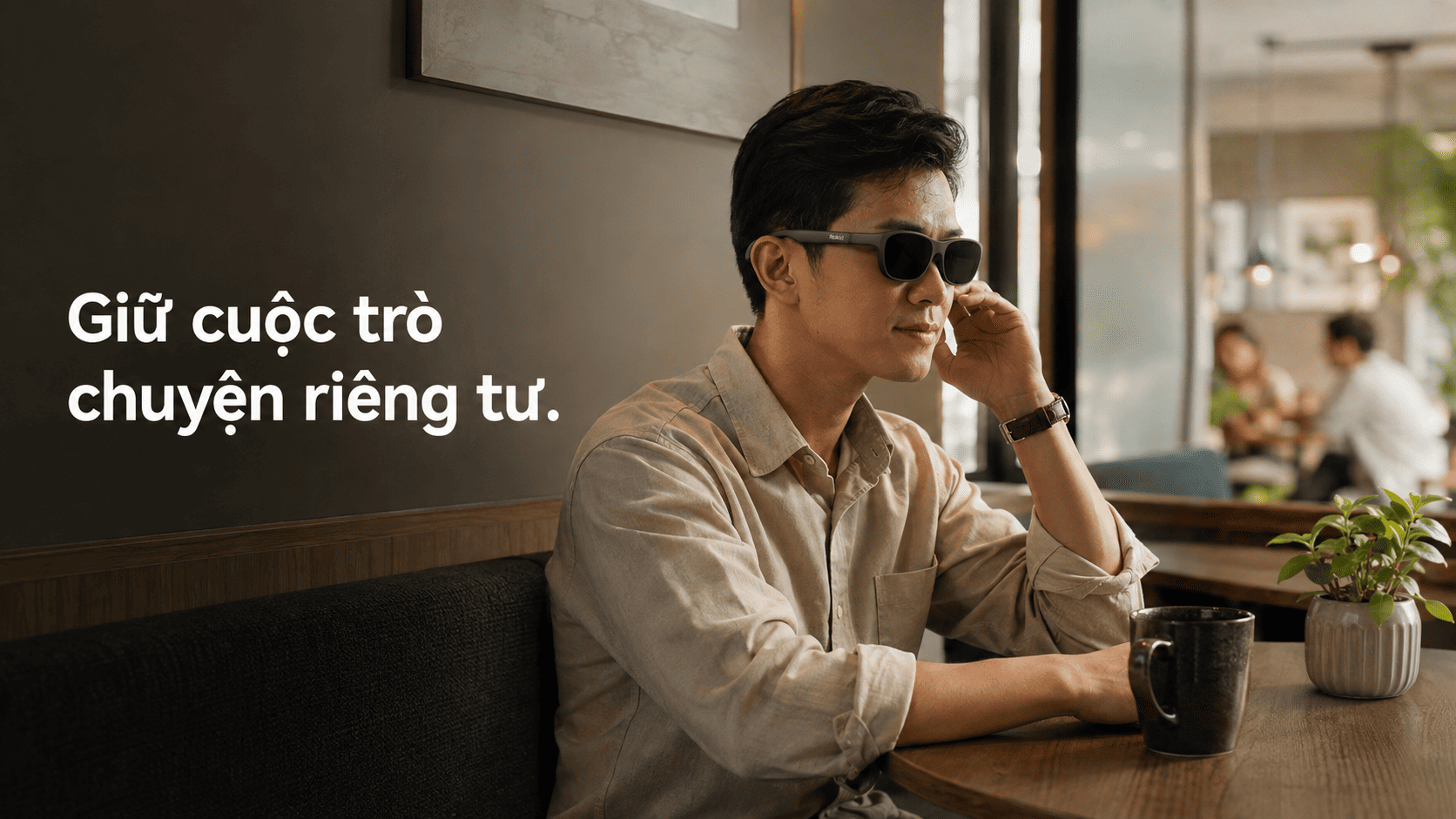 kính AI dùng ở nơi công cộng